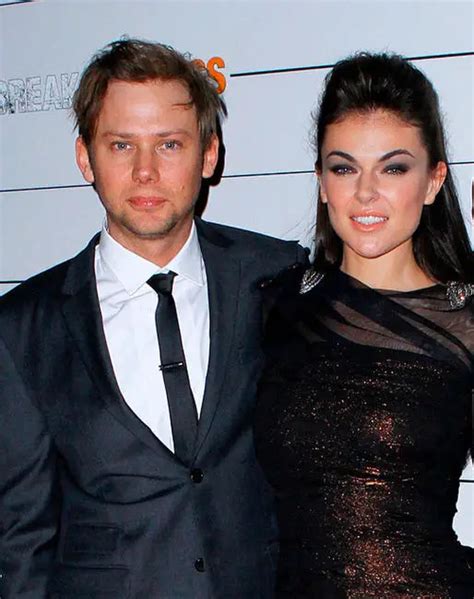 serinda swan married